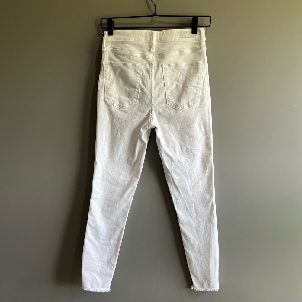 Abercrombie & Fitch Simone High Rise White Ankle Jeans with distressed Hem - Picture 2 of 10